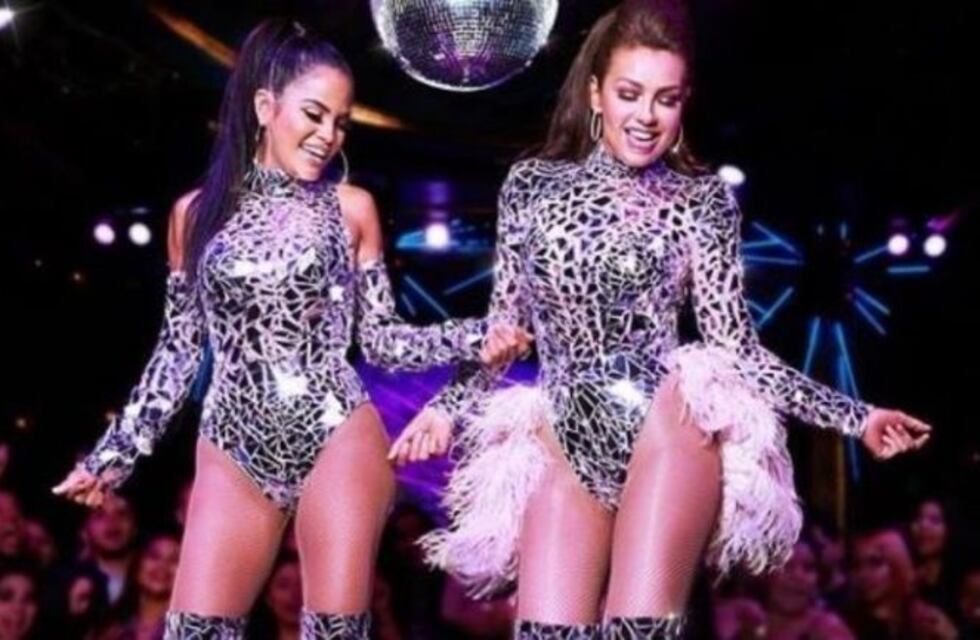 El incómodo momento en que Thalía y Natti Natasha se quedan sin playback