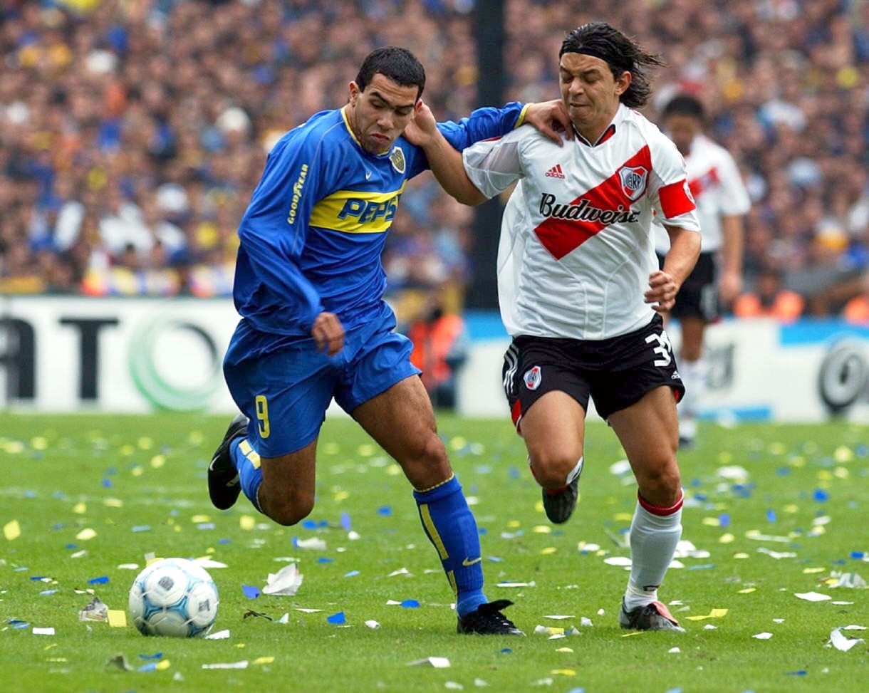 Tevez, Gallardo y Torrico: líderes del Movimiento de Futbolistas Antisoberbios