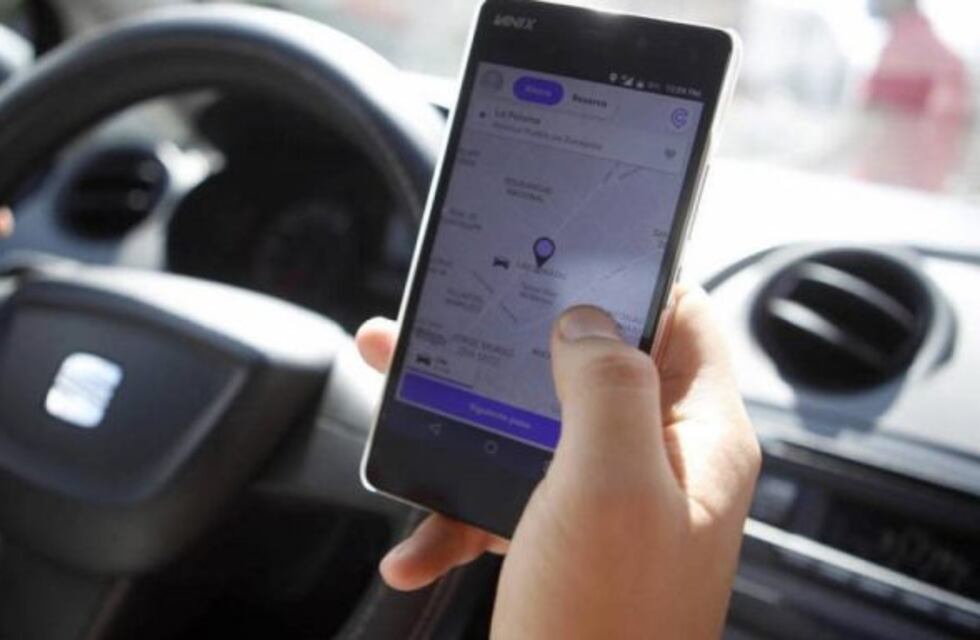 Ordenaron la caducidad de la licencia de Cabify en Rosario