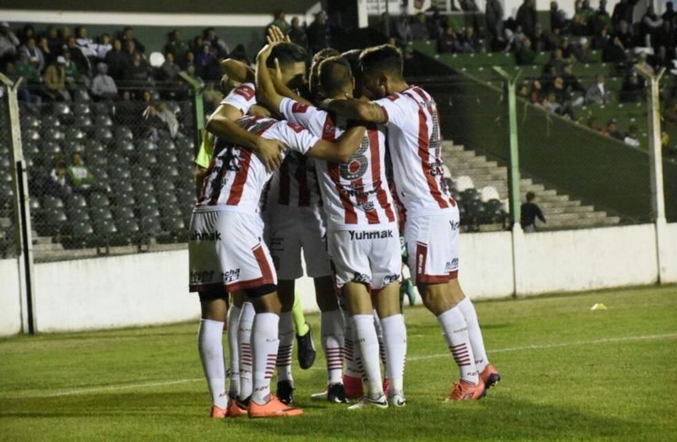 San Martín se puso a tiro de la punta en la B Nacional