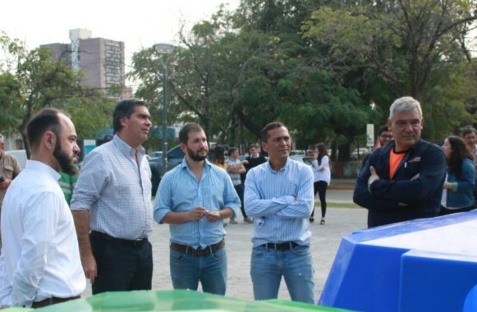 Resistencia sustentable: se instalaron campanas de separación de residuos en plazas céntricas