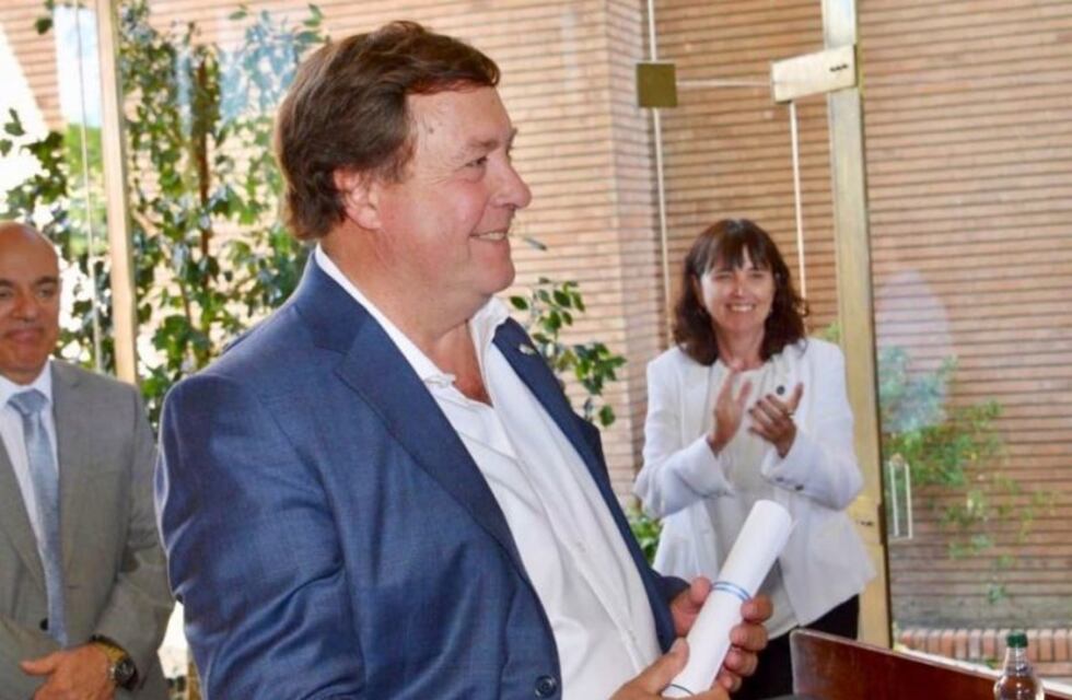 Se realizó la entrega de diplomas a diputados y senadores de Río Negro