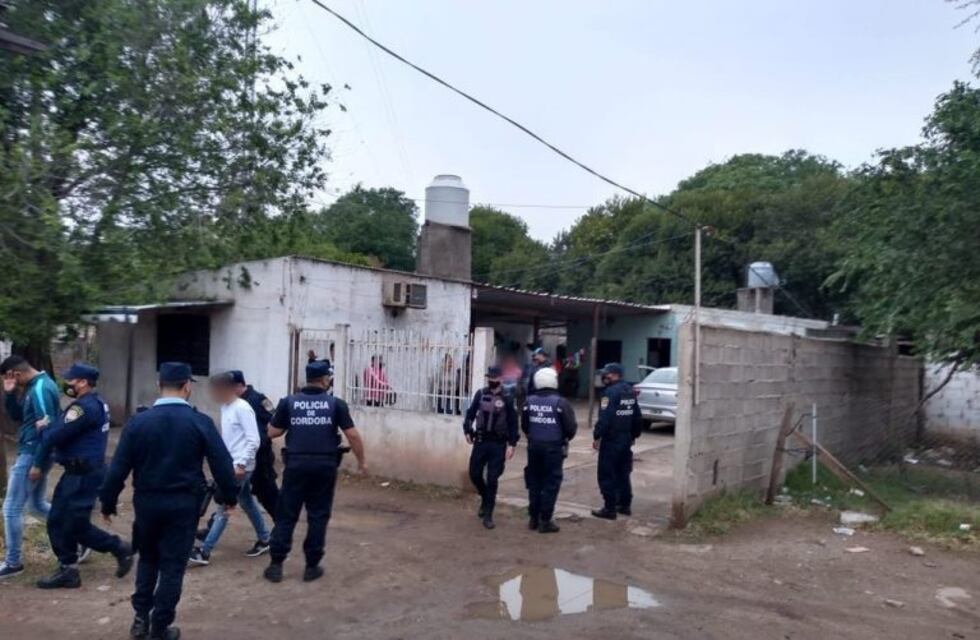 Desactivan una decena de fiestas clandestinas en Córdoba