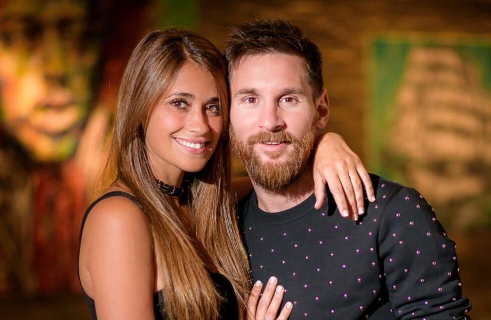 Lionel Messi sorprendió a Antonela Roccuzzo con un romántico regalo en casa
