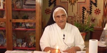 Hermana Miguela enseña la técnica del Pesanké en un tutorial en video\u002E (Noticias de la Región)