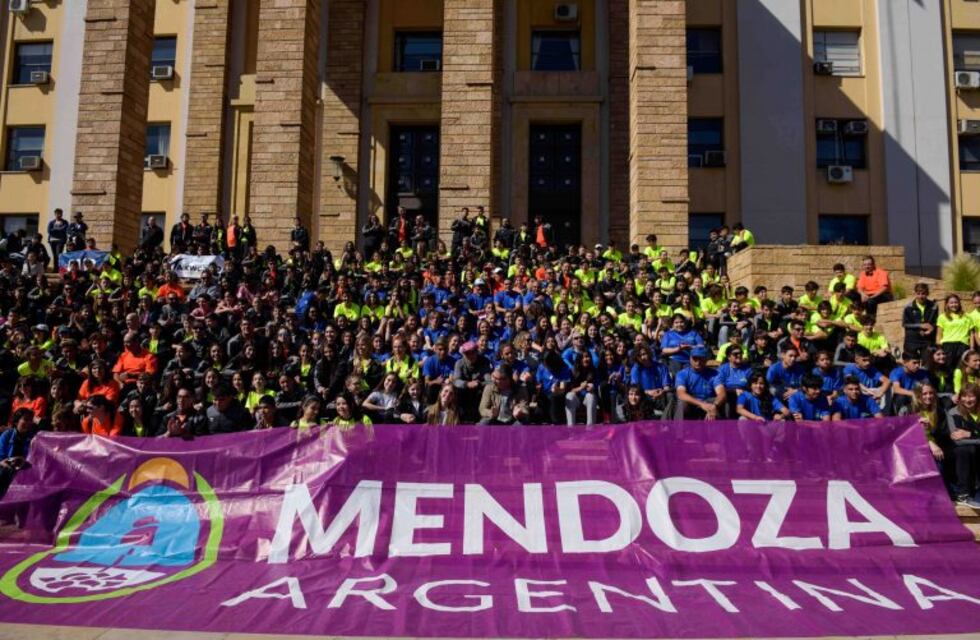 Son más de 700 los mendocinos que viajaron a los Juegos Nacionales Evita