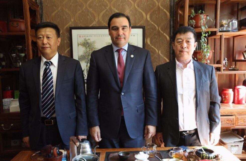 Gustavo Valdés continúa la búsqueda de inversiones en su visita a China