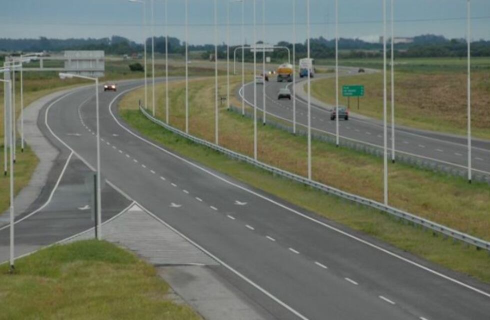 Robo y crimen en Autopista Rosario-Córdoba: denuncian que mataron a un ladrón