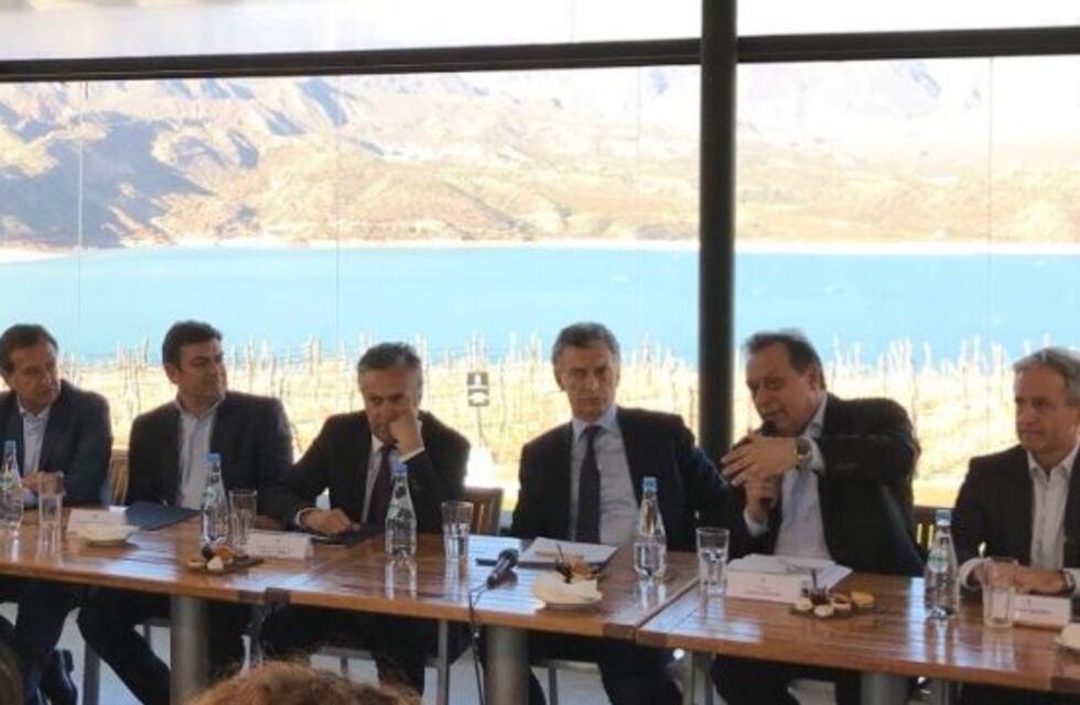 Macri y una reunión clave en la Mesa de Turismo