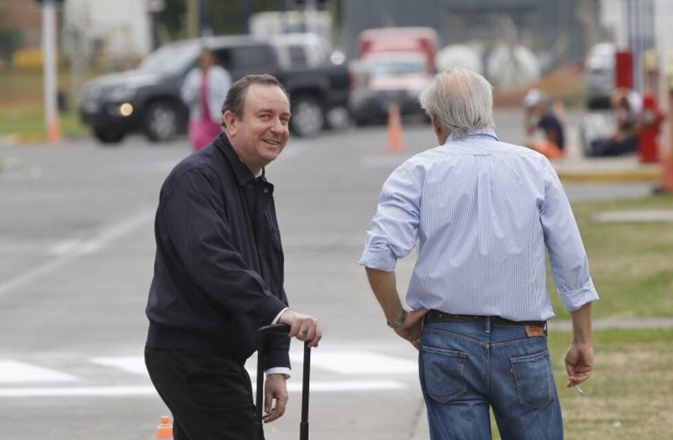 El exobispo Zanchetta llegó a Salta y se presentará ante la Justicia