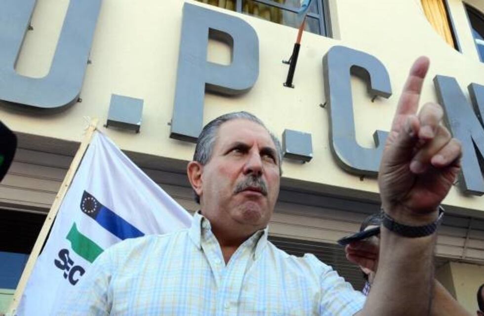 Scalesi le envió una carta documento al gobernador Weretilneck