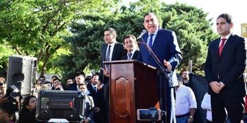 La capacitación obligatoria, para todos los funcionarios del ejecutivo municipal