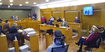 Con protocolo de bioseguridad y cámaras de video, se realiza el primer juicio con jurados populares en la pandemia por el nuevo coronavirus\u002E