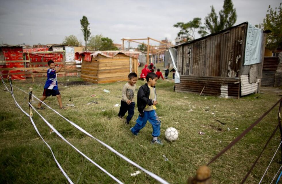 El Senado convirtió en ley un régimen para los terrenos de las villas de emergencia