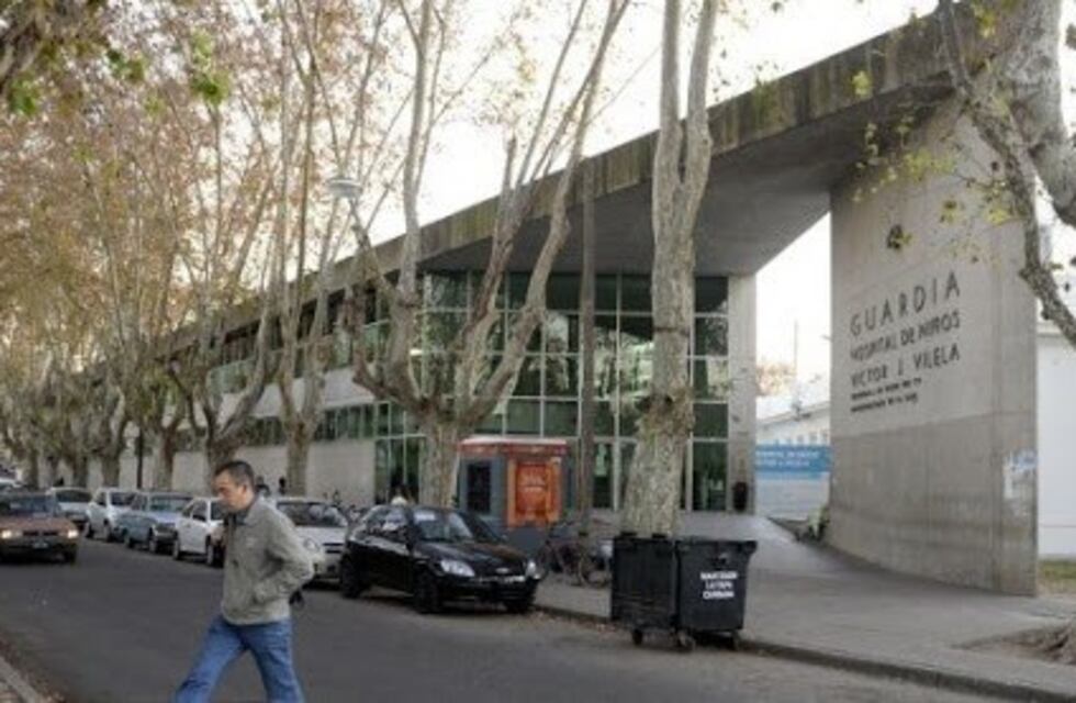 Un adolescente está grave tras electrocutarse cortando cables en el sur de Rosario