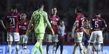 Barrabravas visitaron al plantel de San Lorenzo en el entrenamiento (Foto; web)