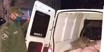 Detuvieron a una camioneta con carne en mal estado en Felicia