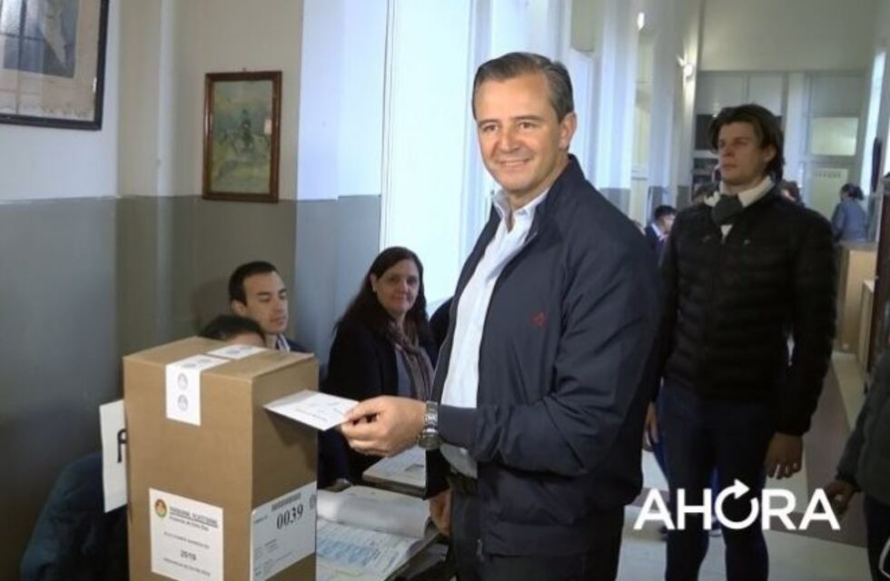 Adán Bahl congeló su salario y el de los funcionarios municipales