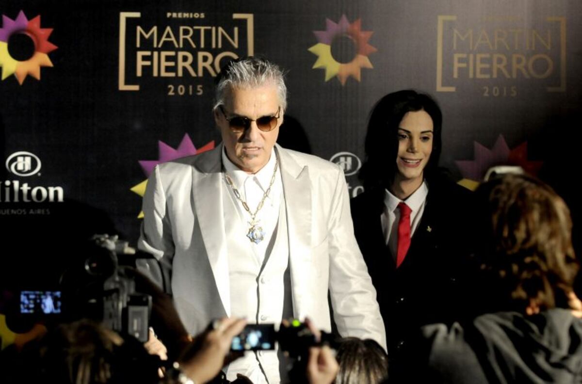 BUENOS AIRES 14/06/2015, ENTREGA DE LOS PREMIOS MARTIN FIERRO 2015.rn buenos aires roberto pettinato y su hijo felipe entrega premios Martin Fierro 2015 aptra ganadores premios premiados