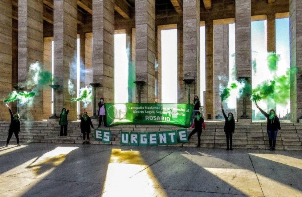 Dirigentes rosarinas se sumaron al pañuelazo virtual por el aborto legal