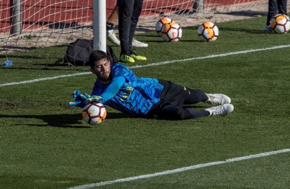 El pase de Agustín Rossi a Estados Unidos se frenó por una denuncia de violencia de género