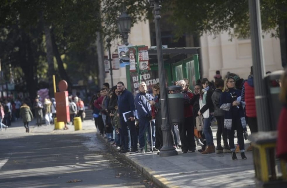 ¿Se viene una nueva suba del boleto? El lunes se define si hay aumento o no