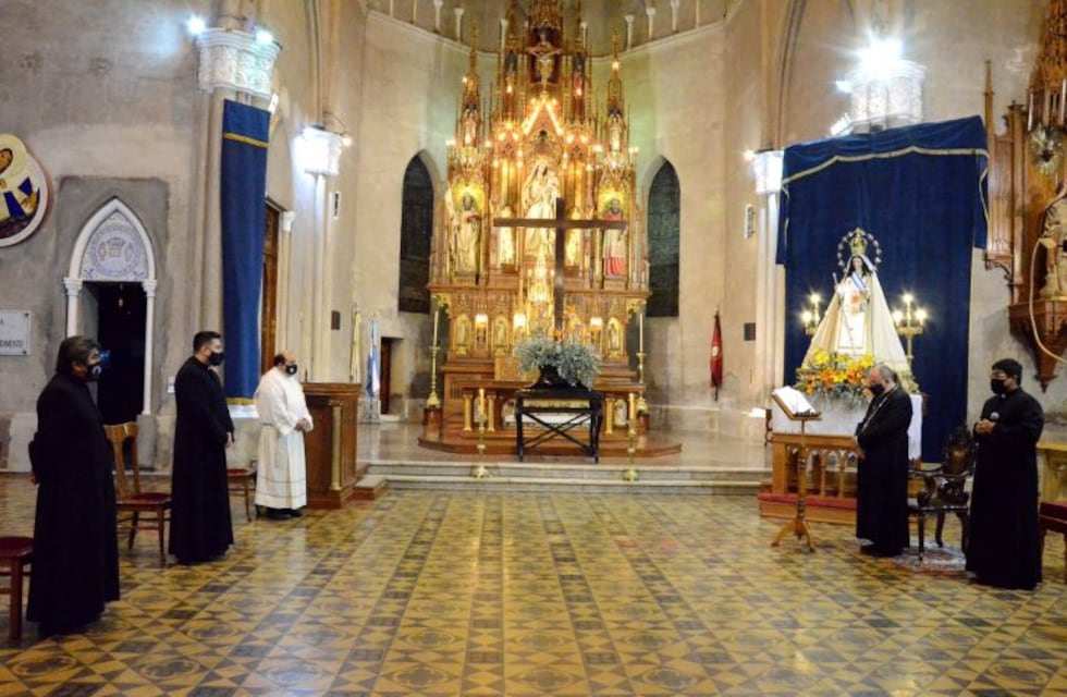 El Triduo del Milagro dio inicio con la celebración de la Solemnidad de la Virgen