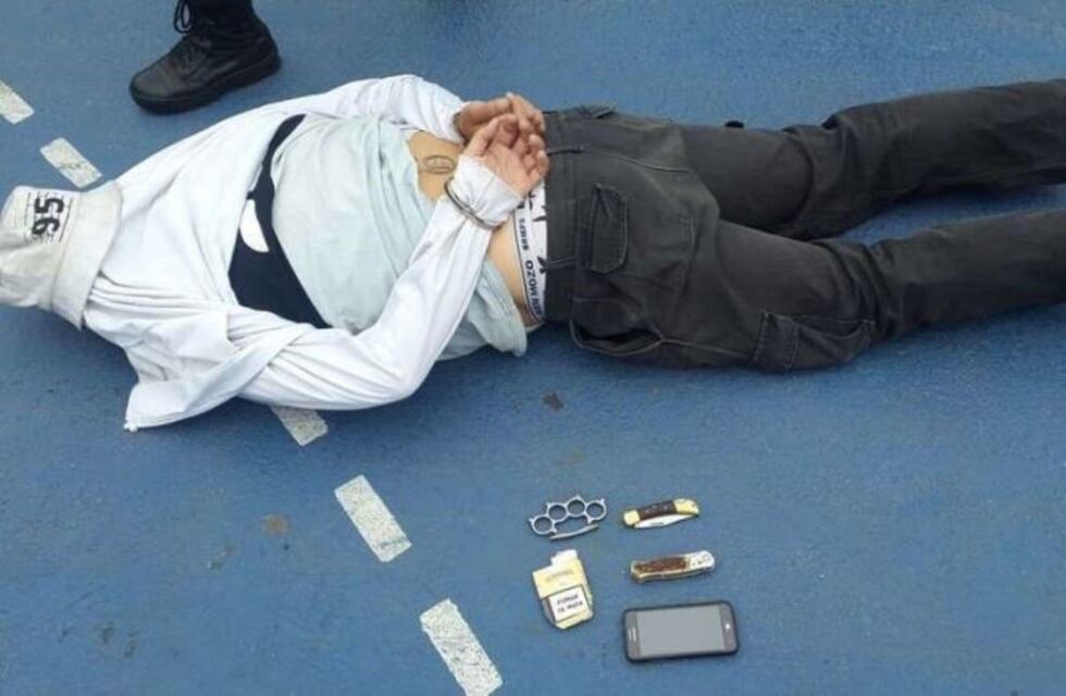 Detienen a 11 barras de Racing en la previa del partido con Atlético Tucumán