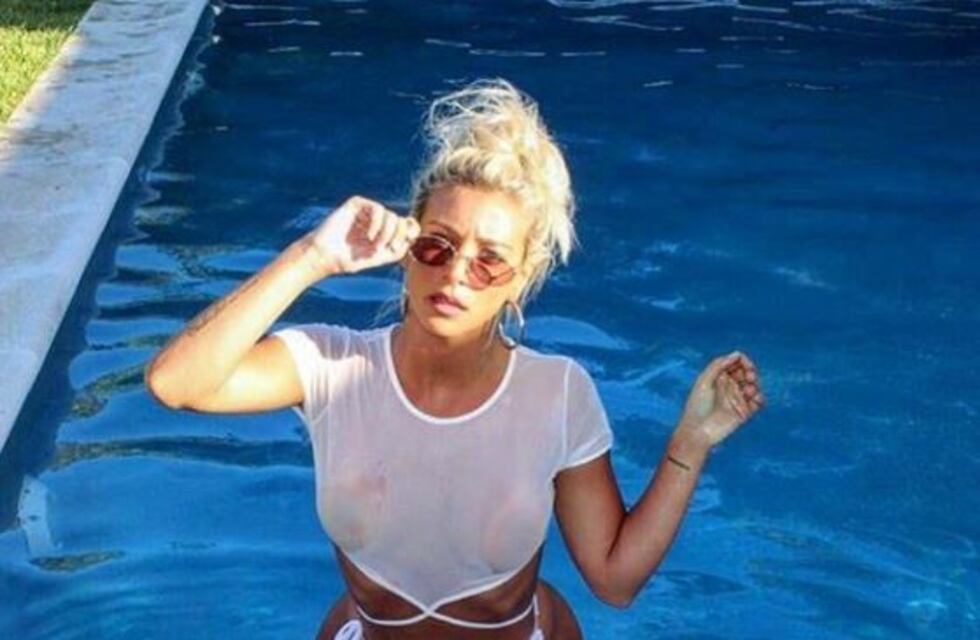 Sin ropa interior, el atrevido look que usó Sol Pérez en la mesa de Mirtha