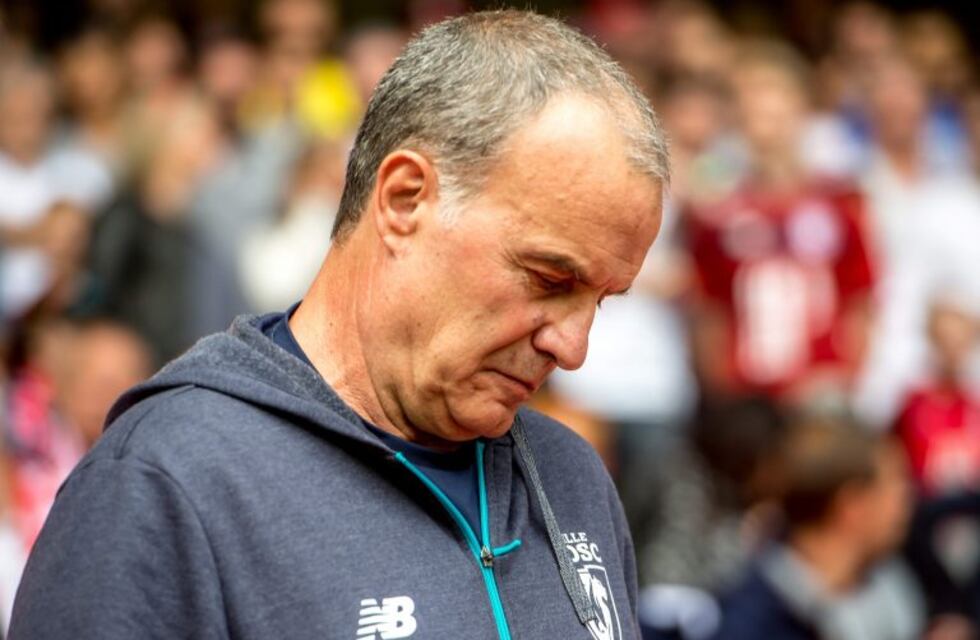 Marcelo Bielsa, condenado a pagar 300 mil euros al Lille francés
