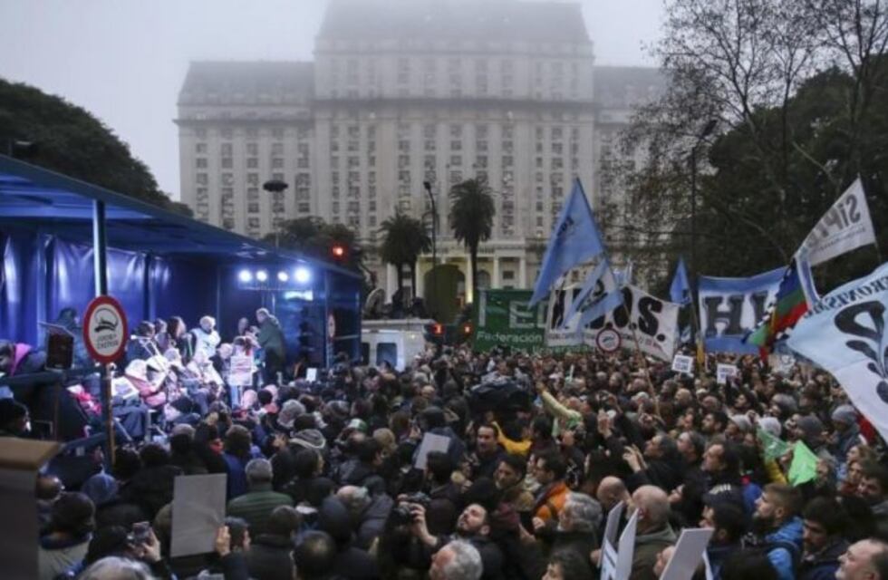 Manifestantes marcharon en contra de que las Fuerzas Armadas hagan seguridad interior