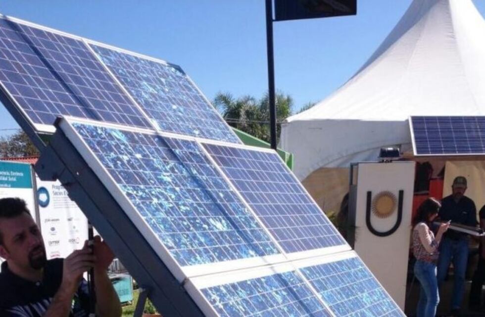La UNNE desarrolló equipo de bombeo y desalinización del agua que funciona con energía solar