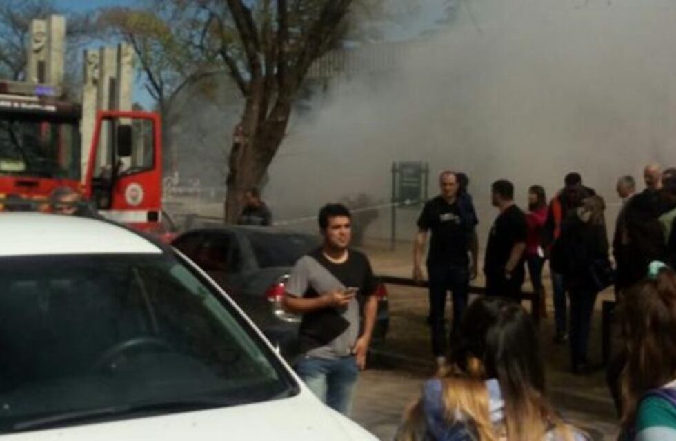 Evacuaron la Facultad de Odontología por un incendio