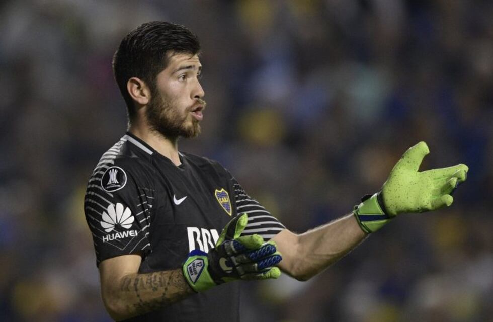 ¿Seguirá en el arco de Boca? Guillermo Barros Schelotto habló con Agustín Rossi