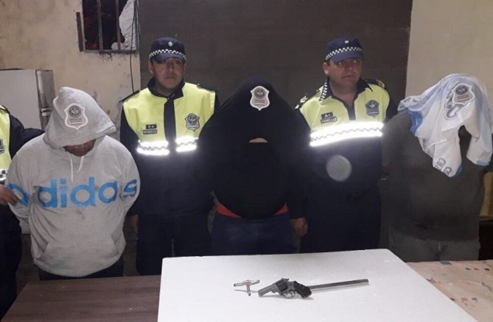 Tres hombres fueron detenidos tras intentar robar una moto en Tafí Viejo