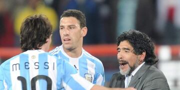 Sudáfrica 2010: a 10 años del debut mundialista de Diego Maradona como DT de la Selección\u002E (EFE)