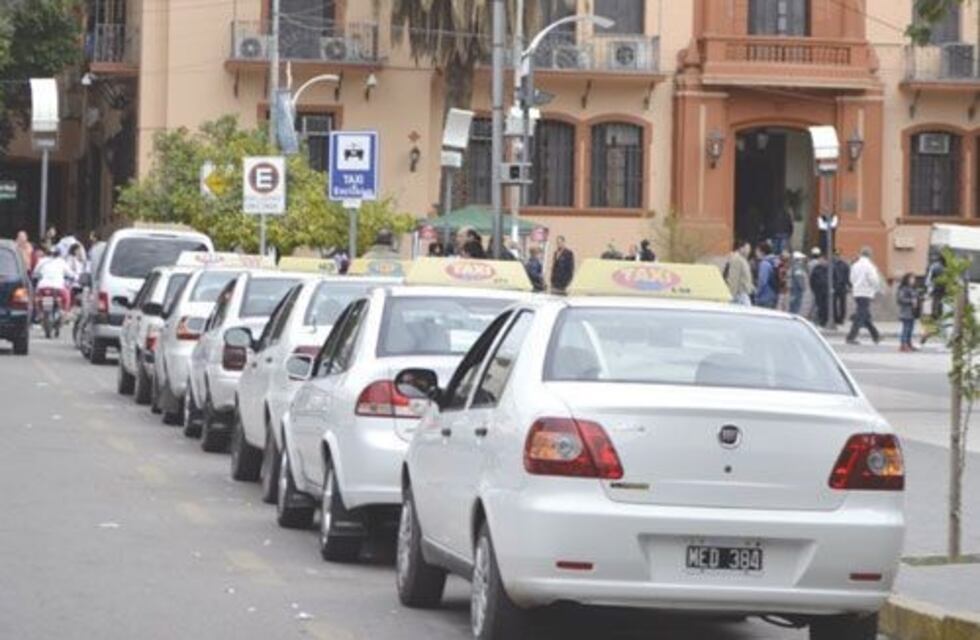El Concejo Deliberante aprobó suba en la tarifa de taxis y remises