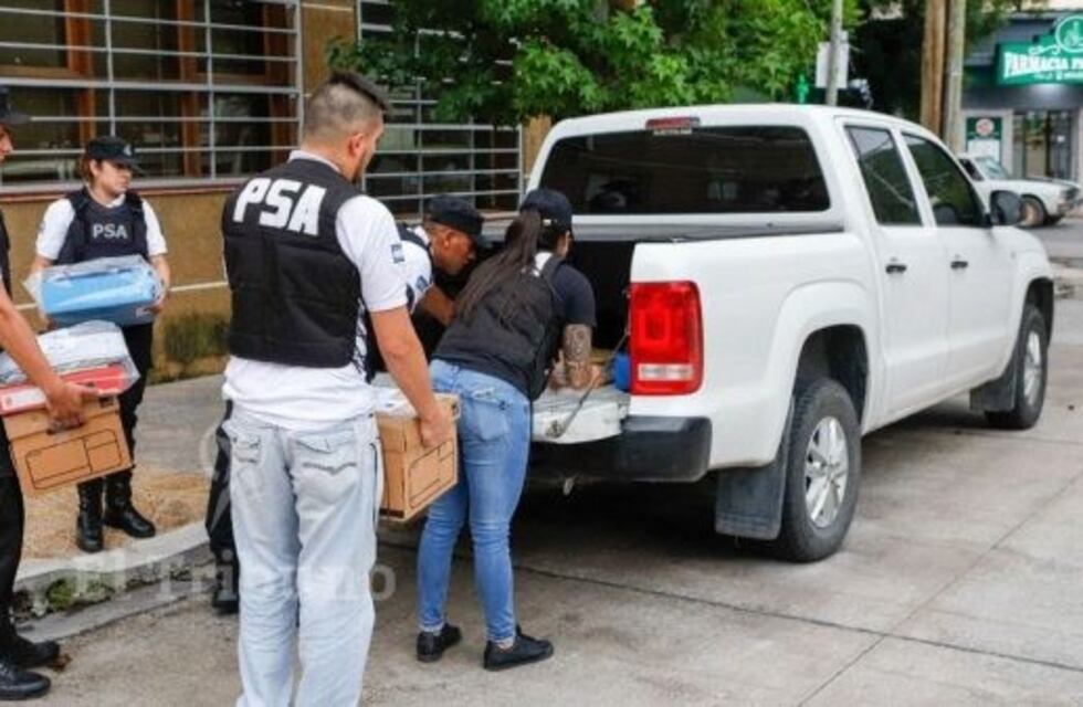 AFIP allanó Obras Públicas, Aguas del Norte y escribanías