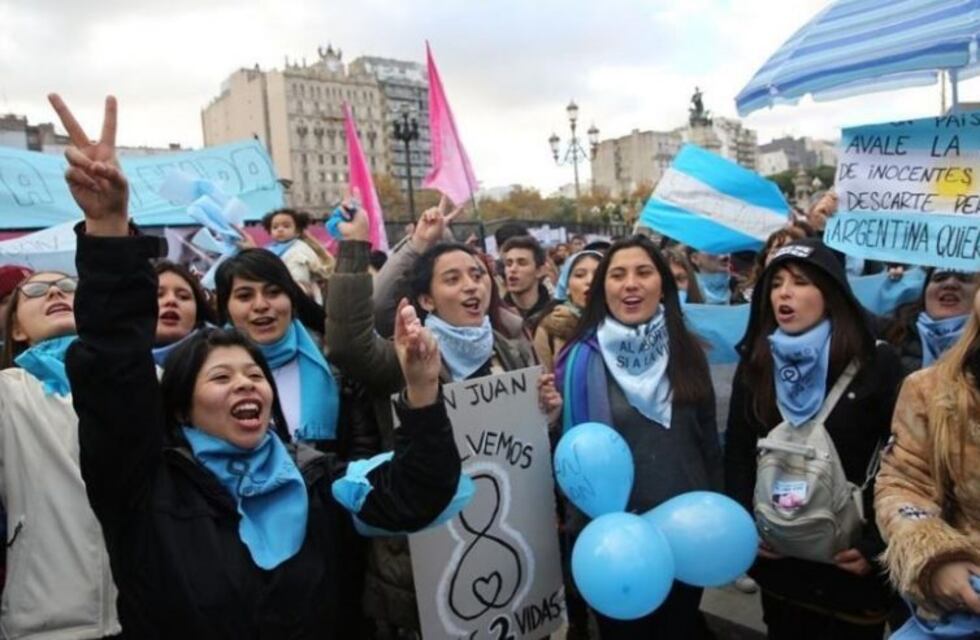Grupos "provida" marcharon en varias provincias en contra de la educación sexual