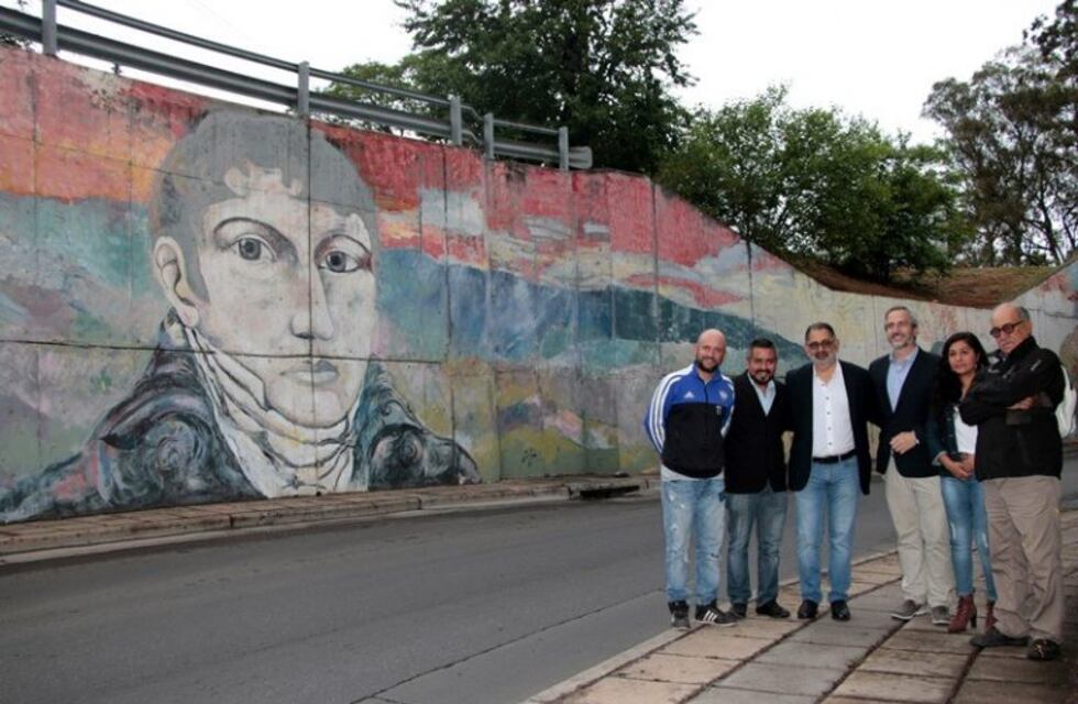 Restauraron el mural alusivo al Bicentenario del Éxodo Jujeño