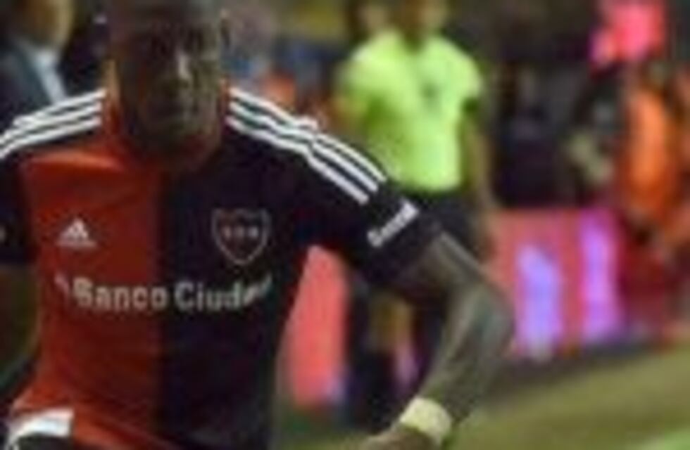 Newell's negocia para retener a Advíncula y Formiliano