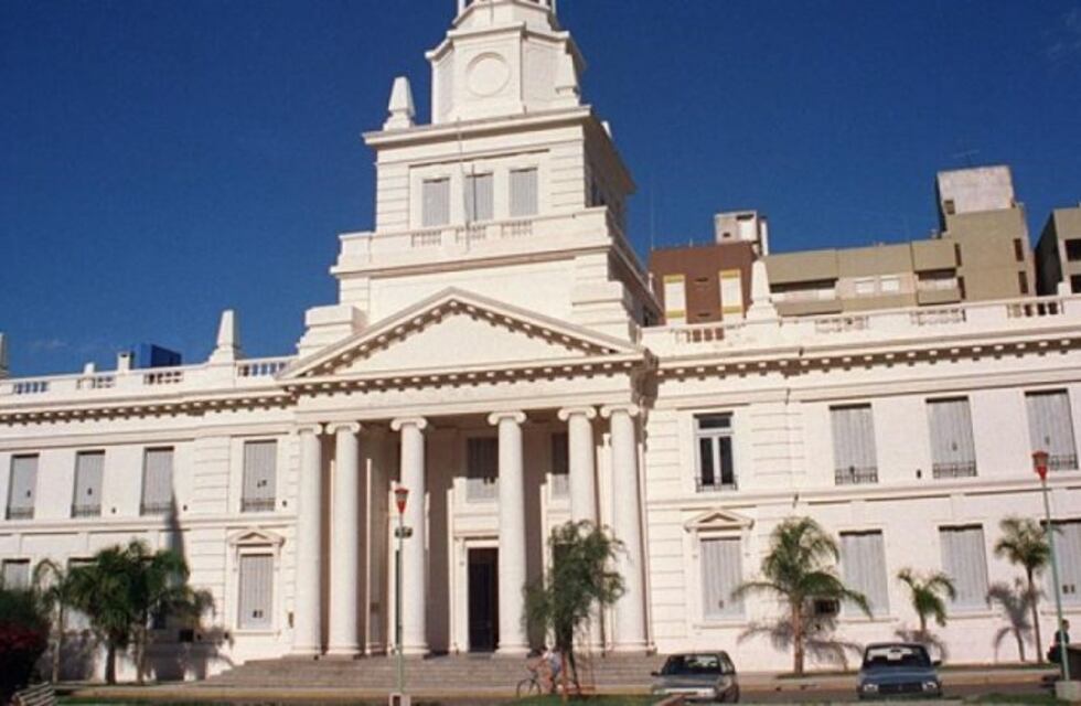 Tras la polémica por caída de contratos de la gestión anterior, llamarán a concurso para cubrir cargos en la Municipalidad