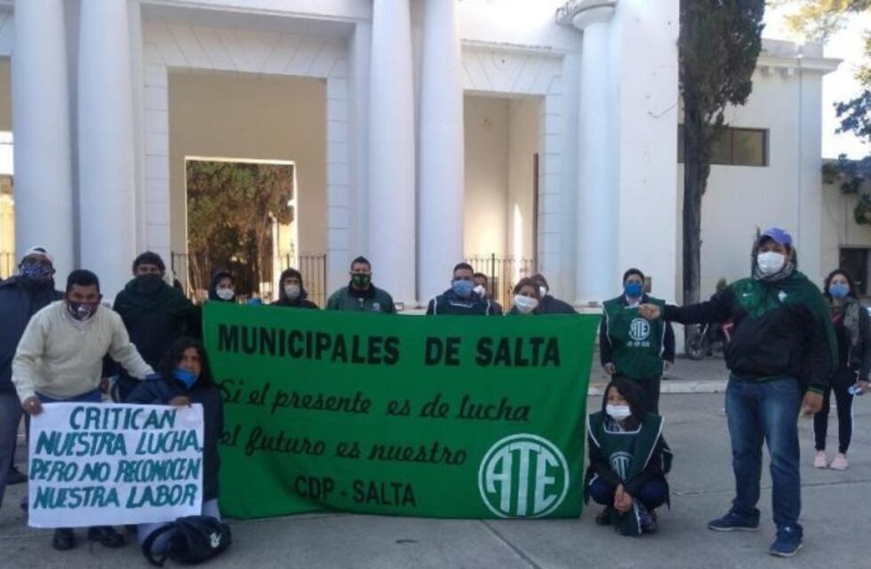 Los empleados de cementerios salteños exigen mejores condiciones de trabajo
