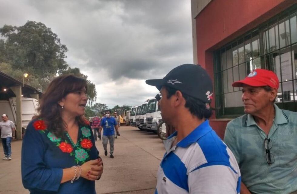 Los trabajadores municipales ya cuentan con equipos de protección y retoman sus actividades