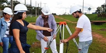 Estudiantes cordobeses becados por la Cámara de Construcción\u002E
