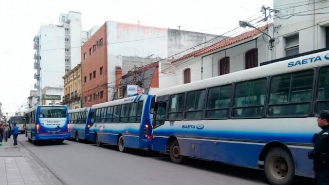 La empresa de colectivos Saeta\u002E (Web)