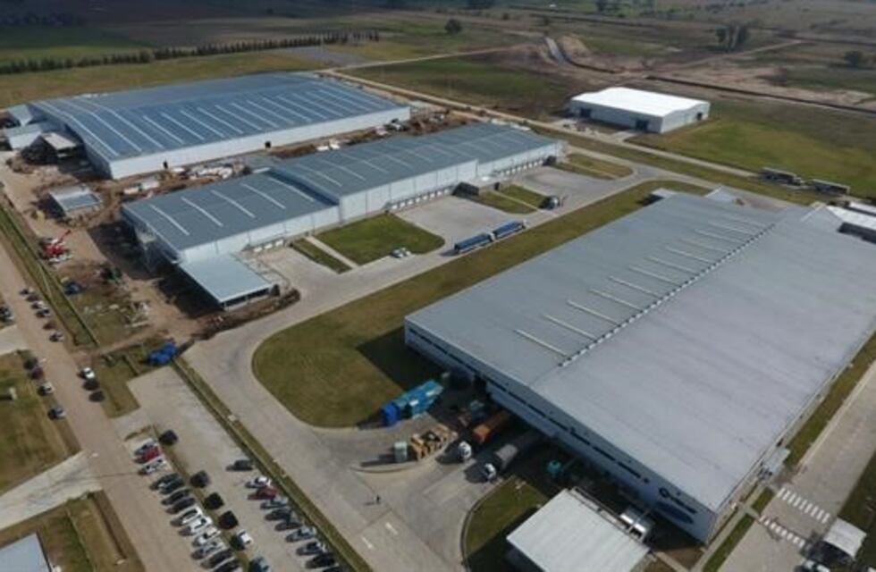 Samsung comenzó a producir heladeras en el Parque Industrial de Cañuelas