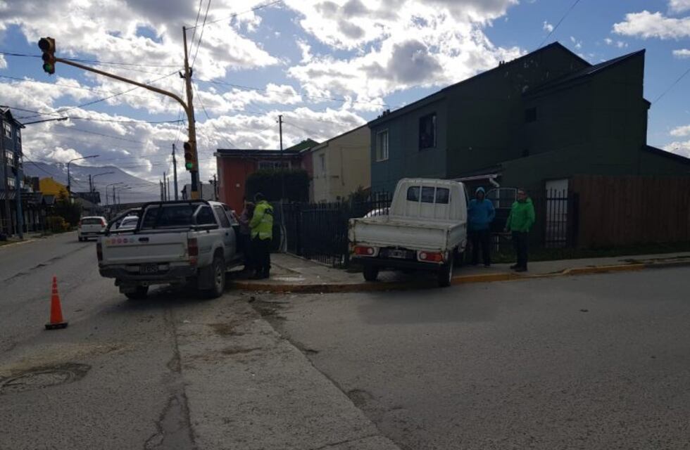 Accidente de tránsito con lesionados en Fuegia Basket y Kupanaka