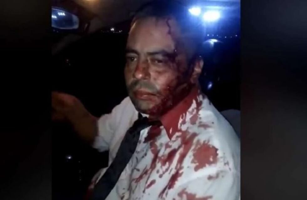 Motochorros le dieron una golpiza a un taxista y le robaron la recaudación