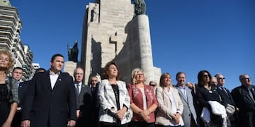 El municipio se hará cargo de terminar las obras del Monumento a la Bandera